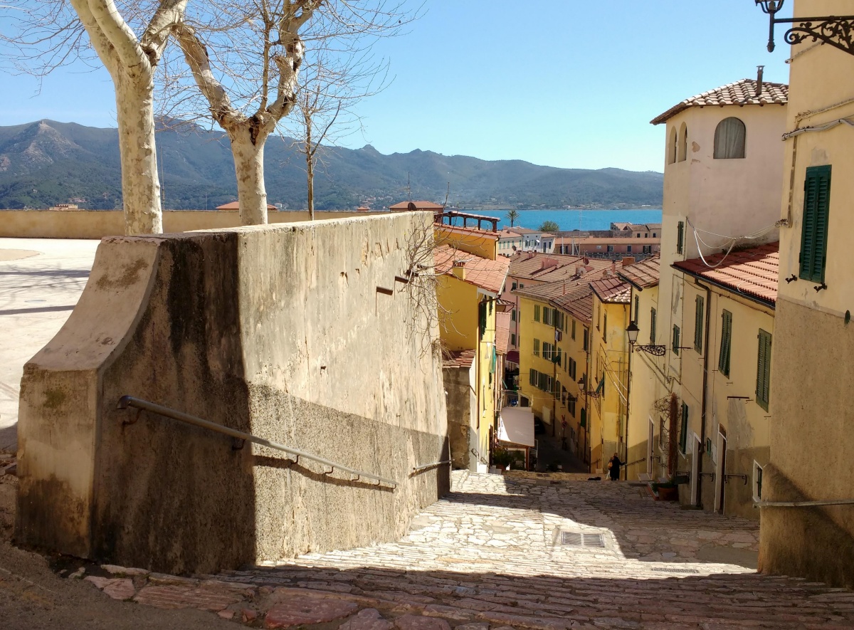 Foto Bilocale nel centro di Portoferraio